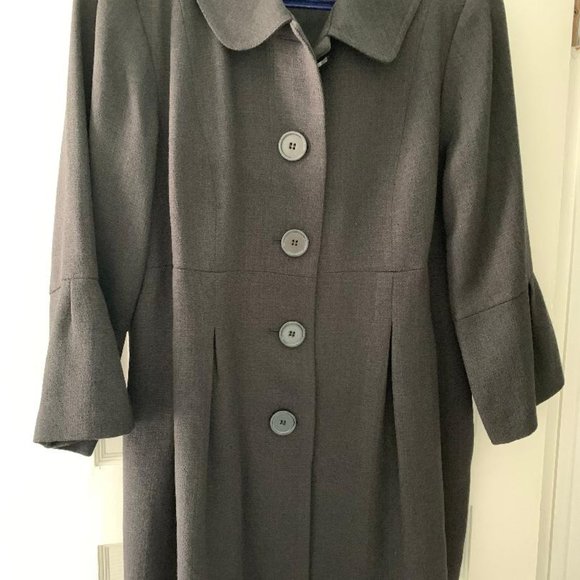 AB Studio Beautiful Pleated Jacket - Picture 5 of 7